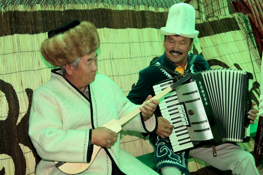 Киргизия музыканты