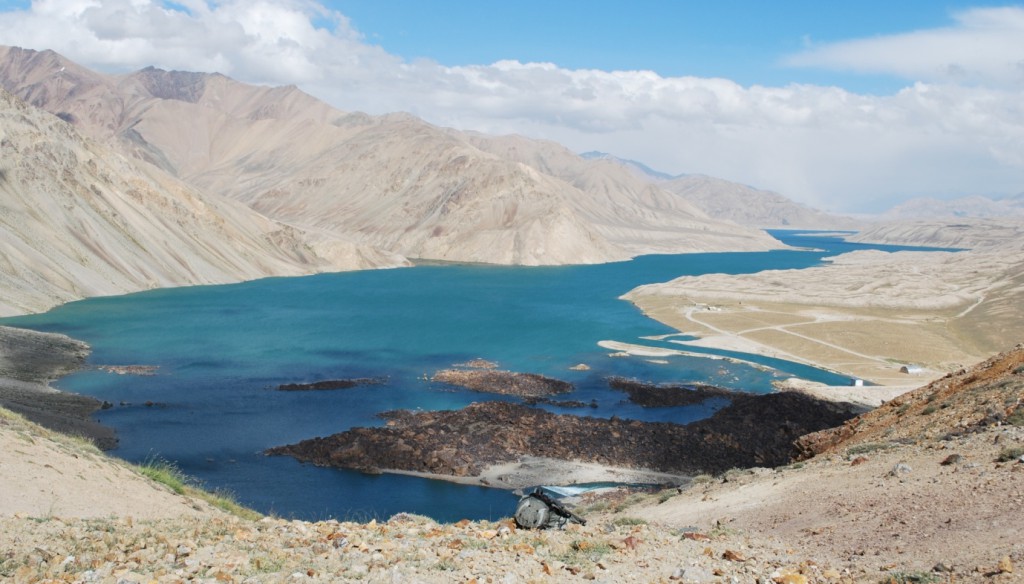 the shore of Yashikul Lake near Bulunkul